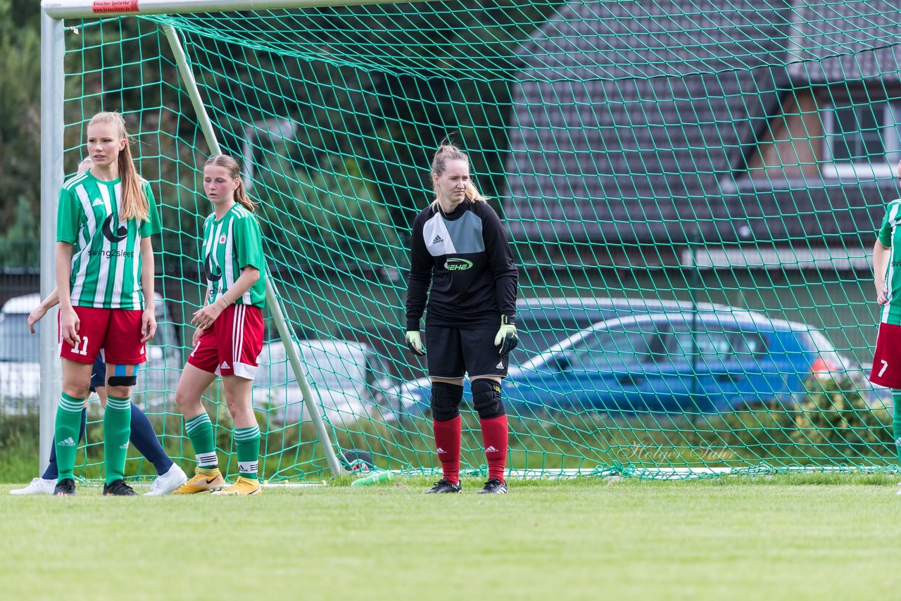 Bild 283 - F SV Boostedt - SV Fortuna St. Juergen : Ergebnis: 2:1